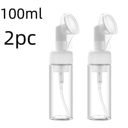 Virelia™ FoamGlow Brush-Dispensador de espuma facial de 100 ml con cepillo de silicona integrado para una limpieza suave, práctica y profunda.